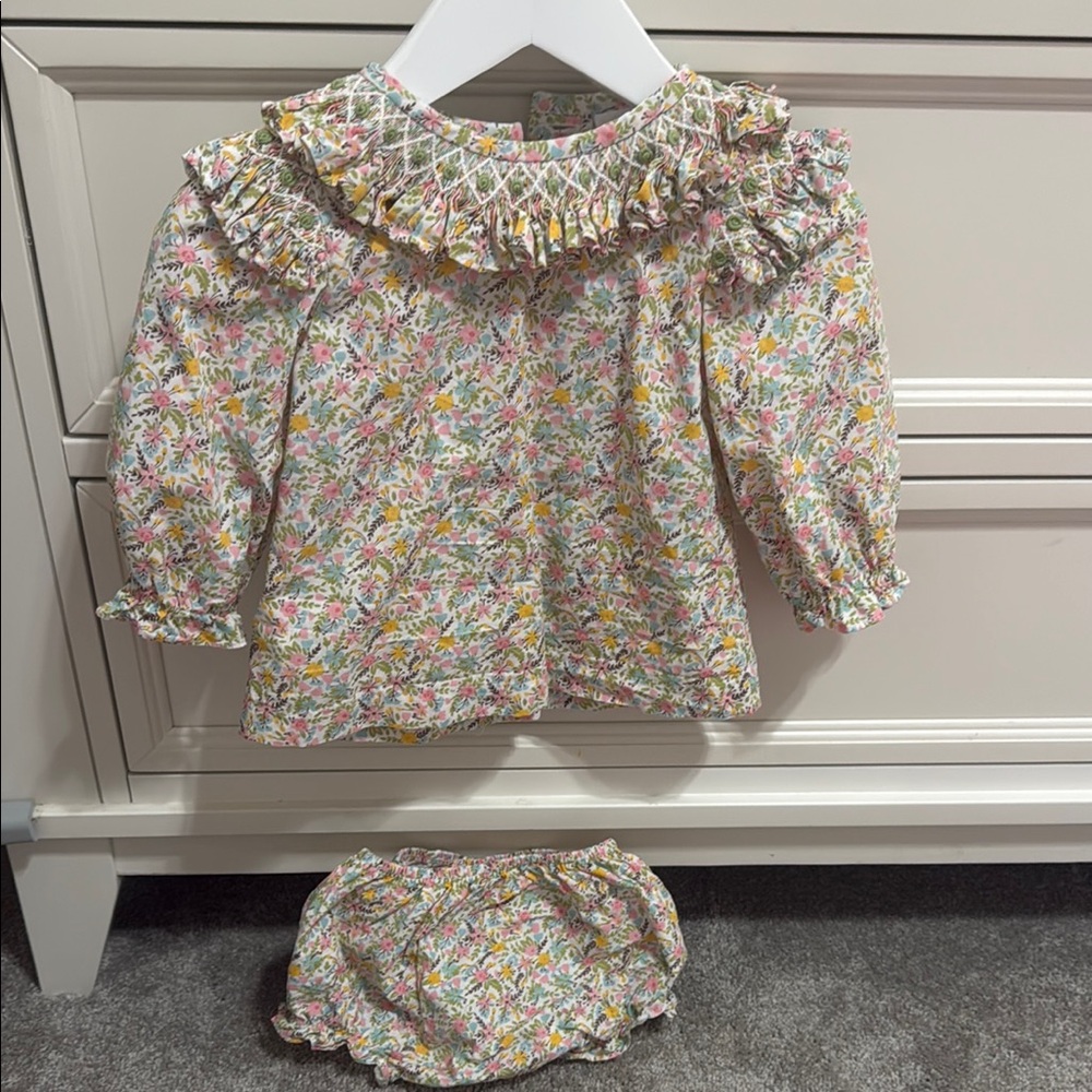 Stitchy Fish Smocked Floral Ruffle Baby Outfit 18 Months